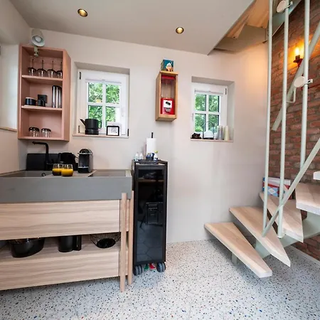 Deluxe Trafo-haus